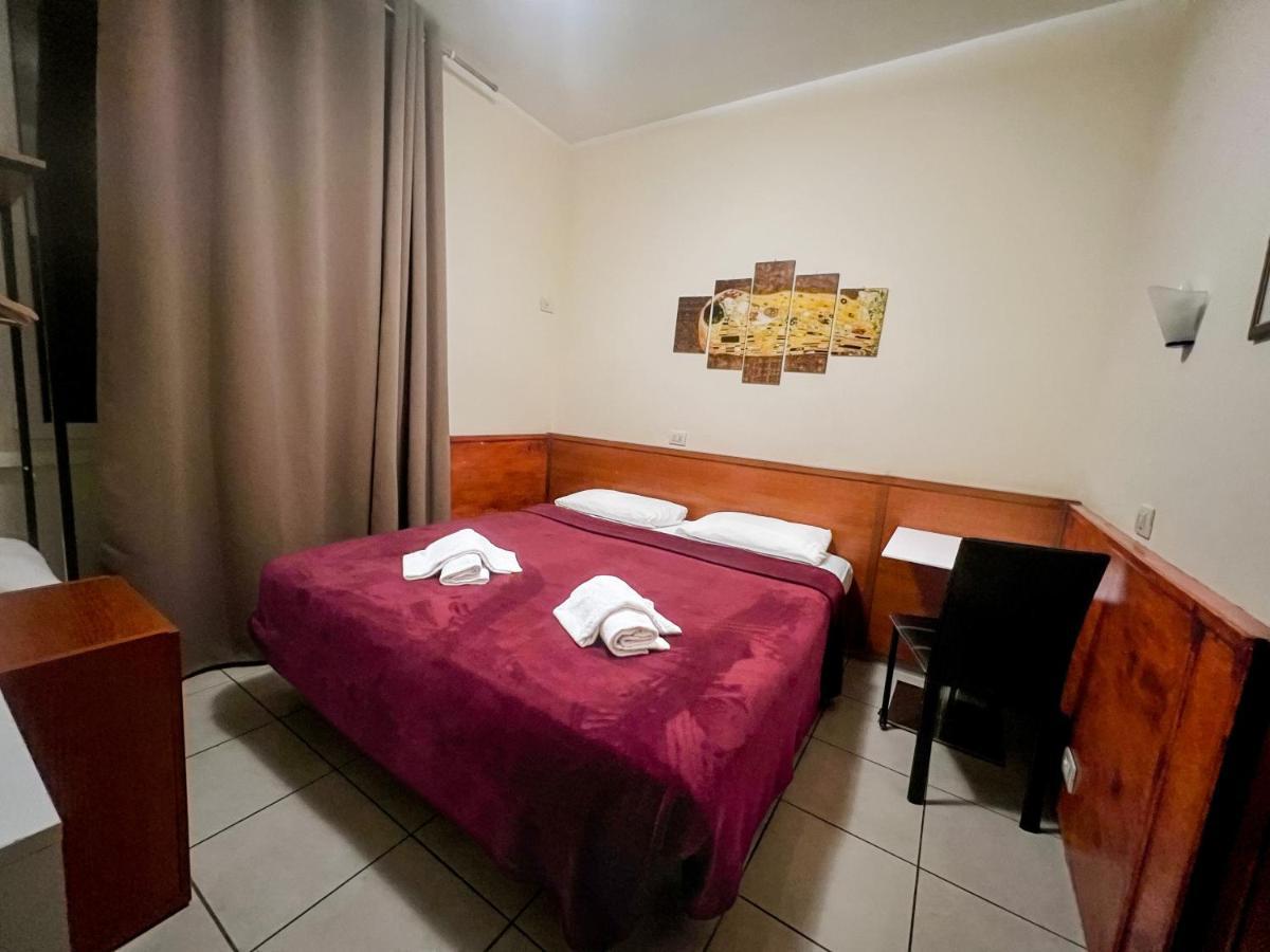 Alius And Freerome Hotel Εξωτερικό φωτογραφία
