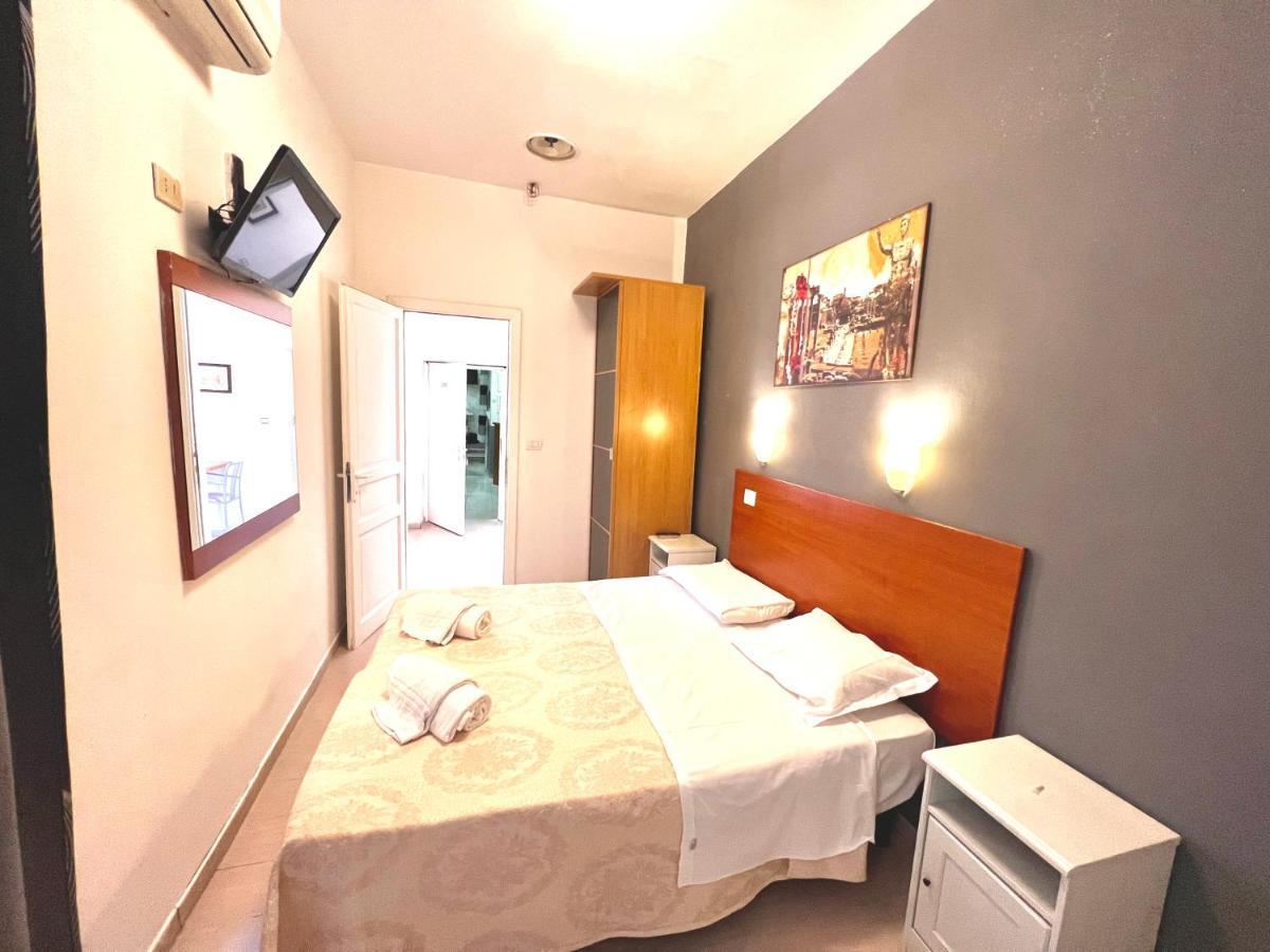 Alius And Freerome Hotel Εξωτερικό φωτογραφία