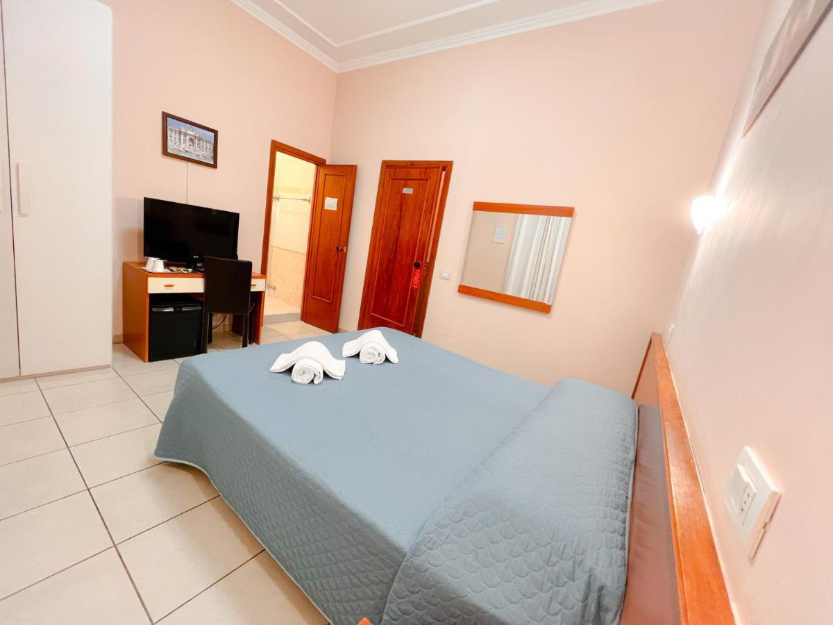 Alius And Freerome Hotel Εξωτερικό φωτογραφία
